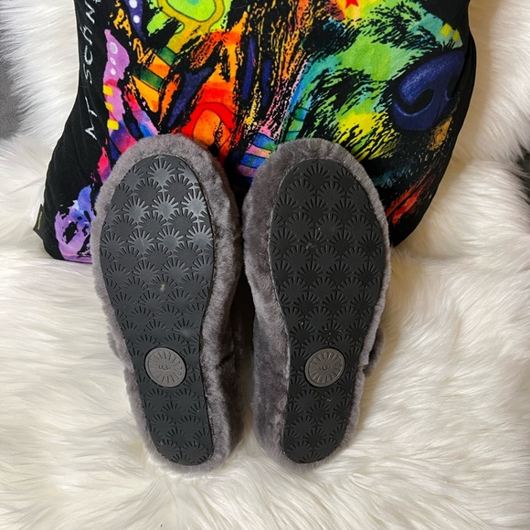 UGG Fuzz Yeah Slippers Charcoal Gray - Picture 4 of 6